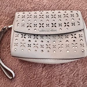 Michael Kors wristlet clutch / wallet